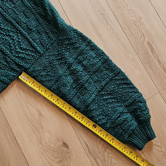 Wool Fishermancore Pattern Knit Chunky Wool Oversized Sweater "One Size" - Picture 13 of 14